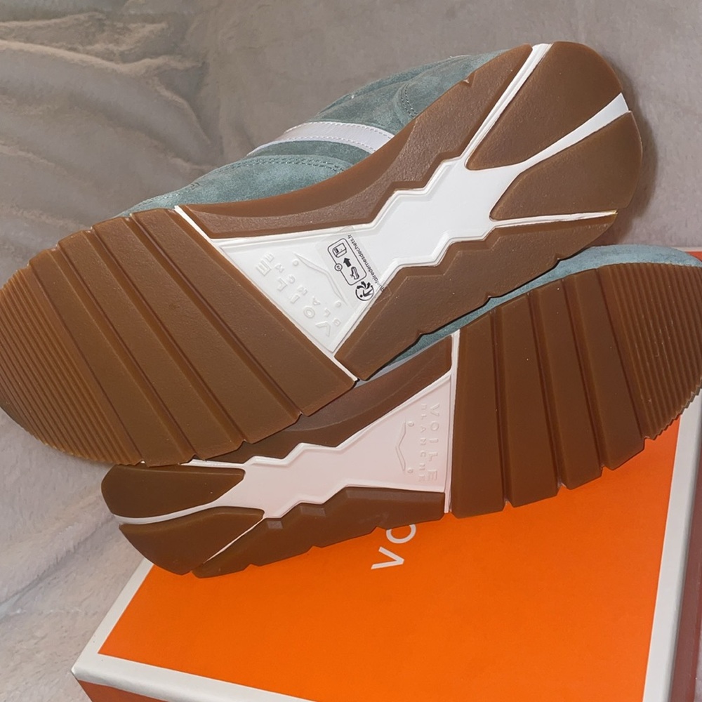 NWT VOILE BLANCHE JULIA Leather And Suede Sneakers in Sage - Picture 14 of 15